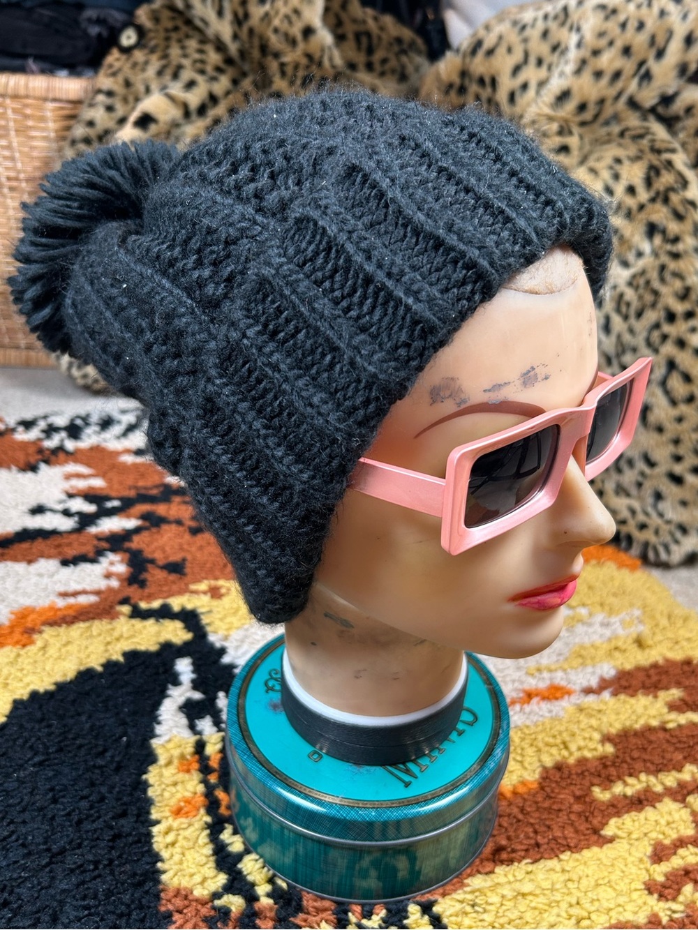 Perfect, chunky black, pom pom beanie!!